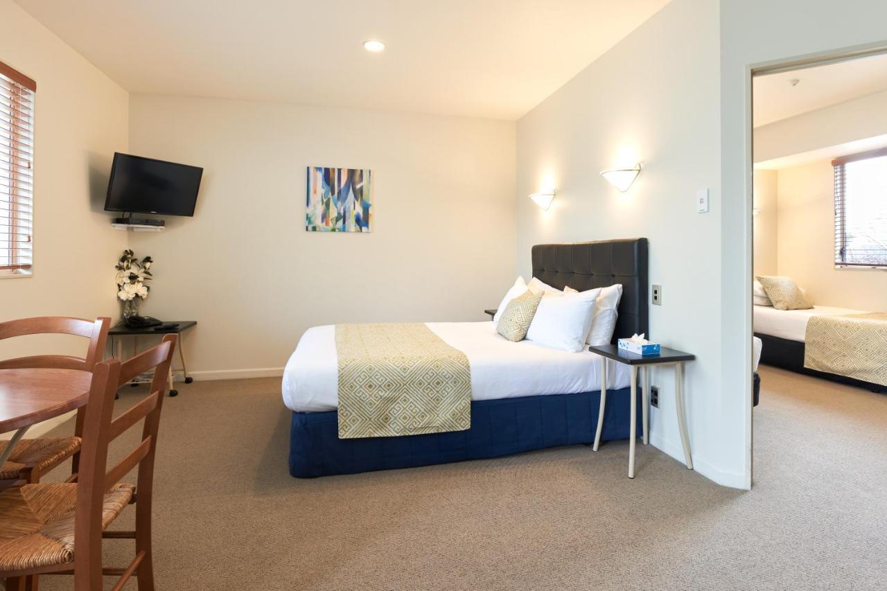 Wine Country Motel Havelock North Bagian luar foto