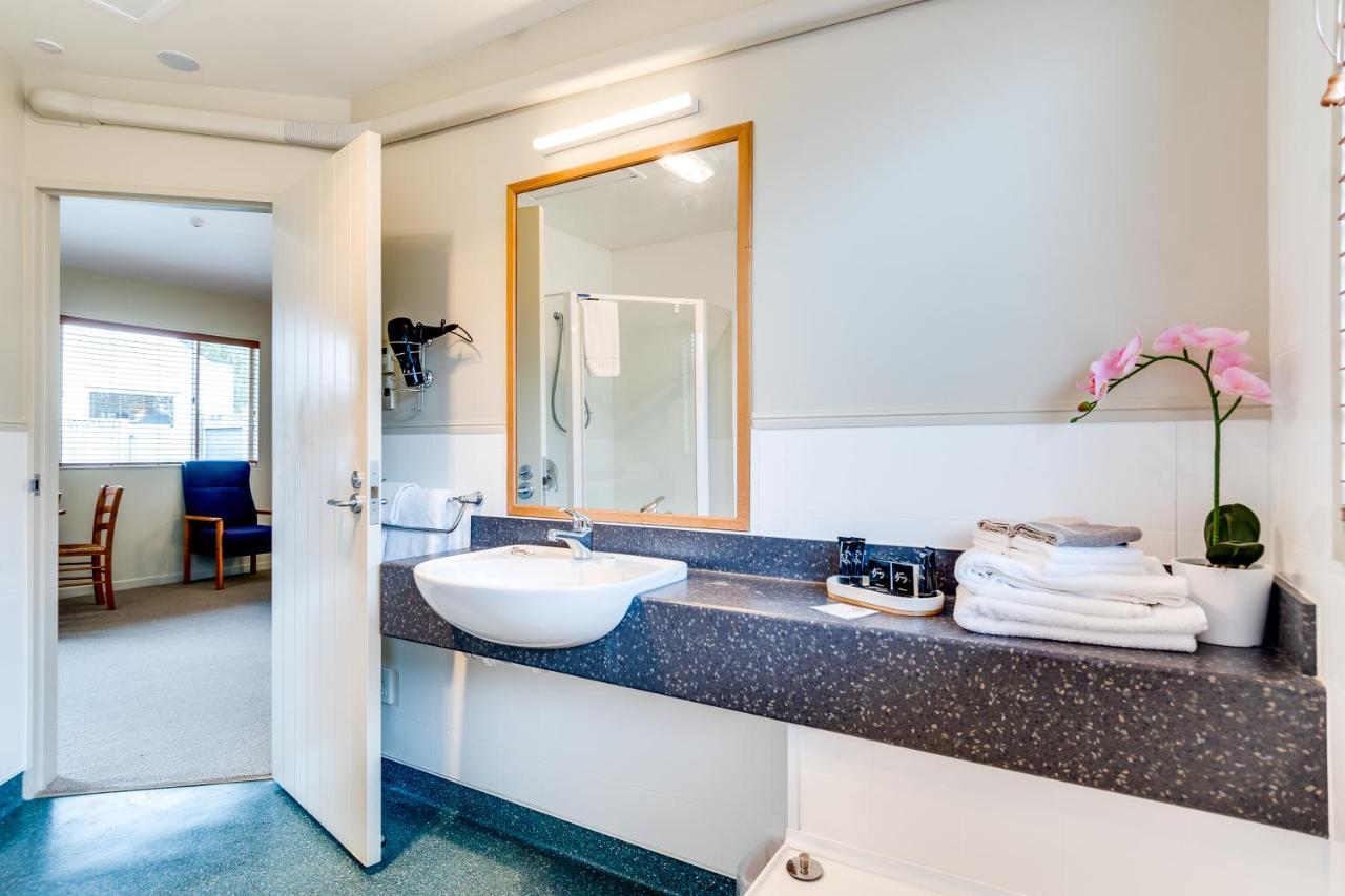 Wine Country Motel Havelock North Bagian luar foto