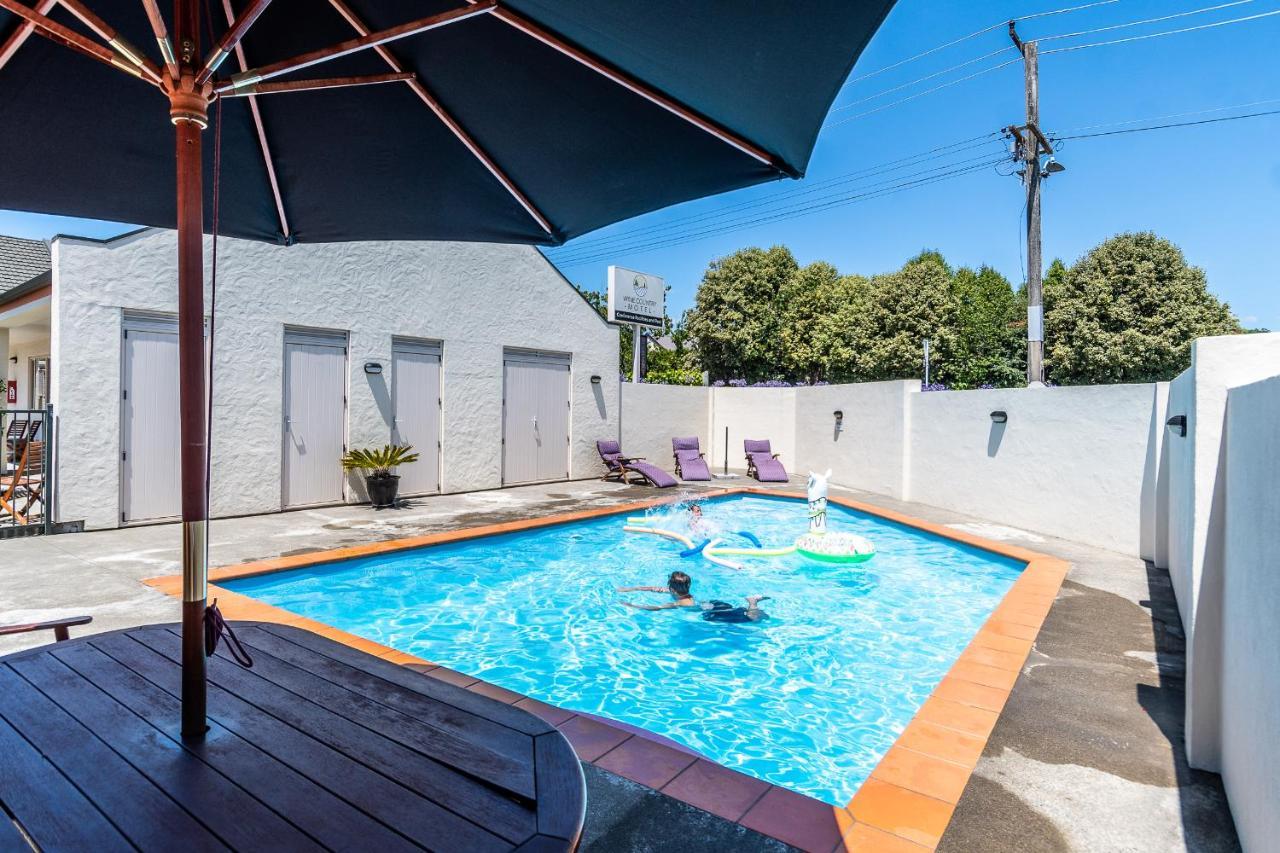 Wine Country Motel Havelock North Bagian luar foto