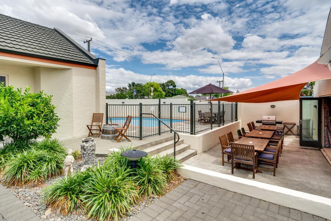 Wine Country Motel Havelock North Bagian luar foto