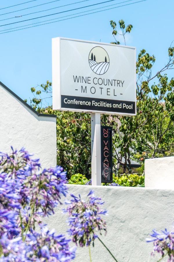 Wine Country Motel Havelock North Bagian luar foto
