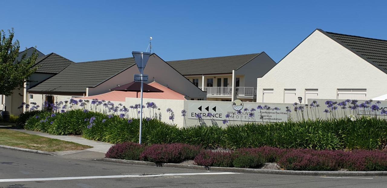 Wine Country Motel Havelock North Bagian luar foto