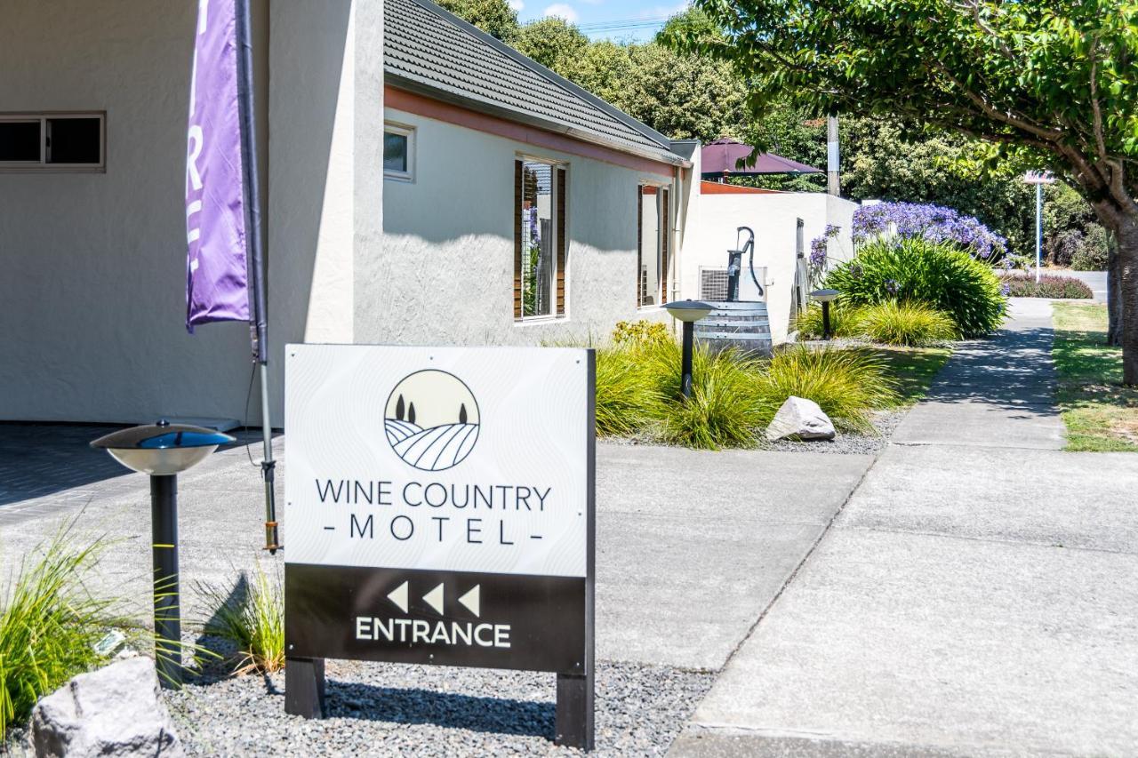 Wine Country Motel Havelock North Bagian luar foto