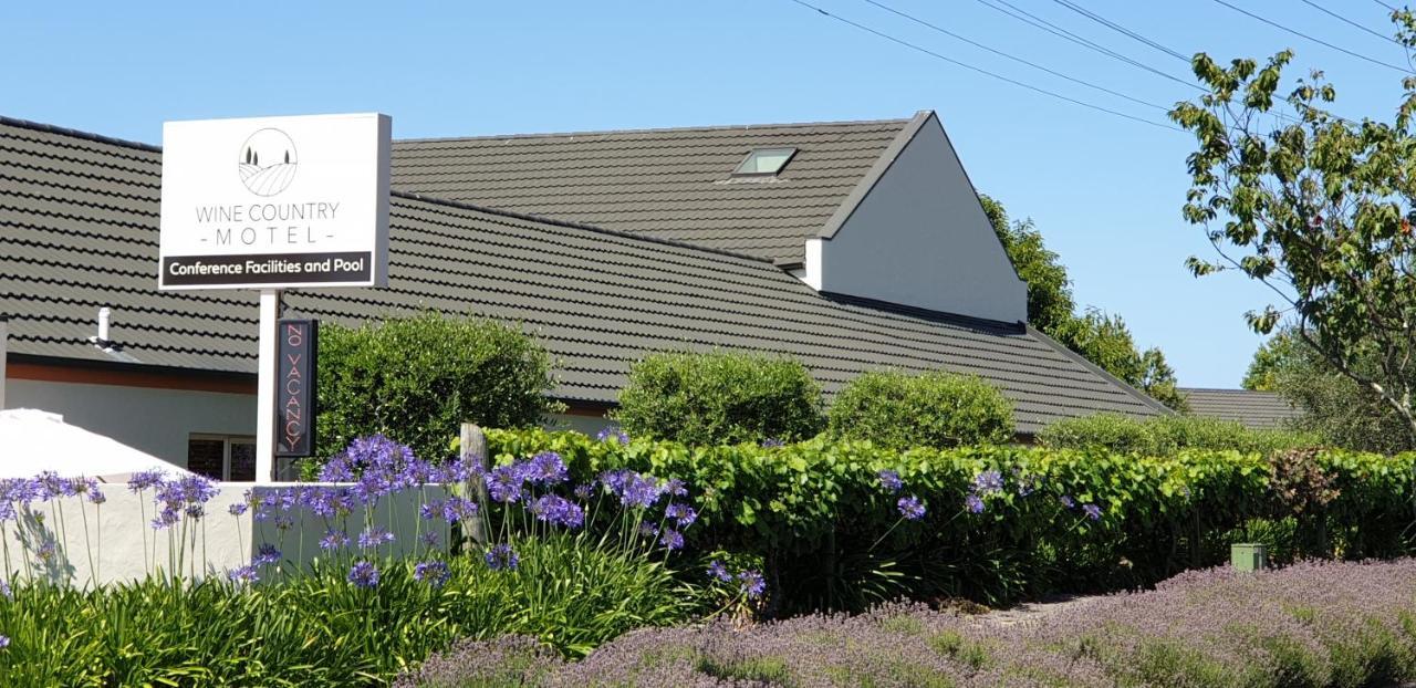 Wine Country Motel Havelock North Bagian luar foto